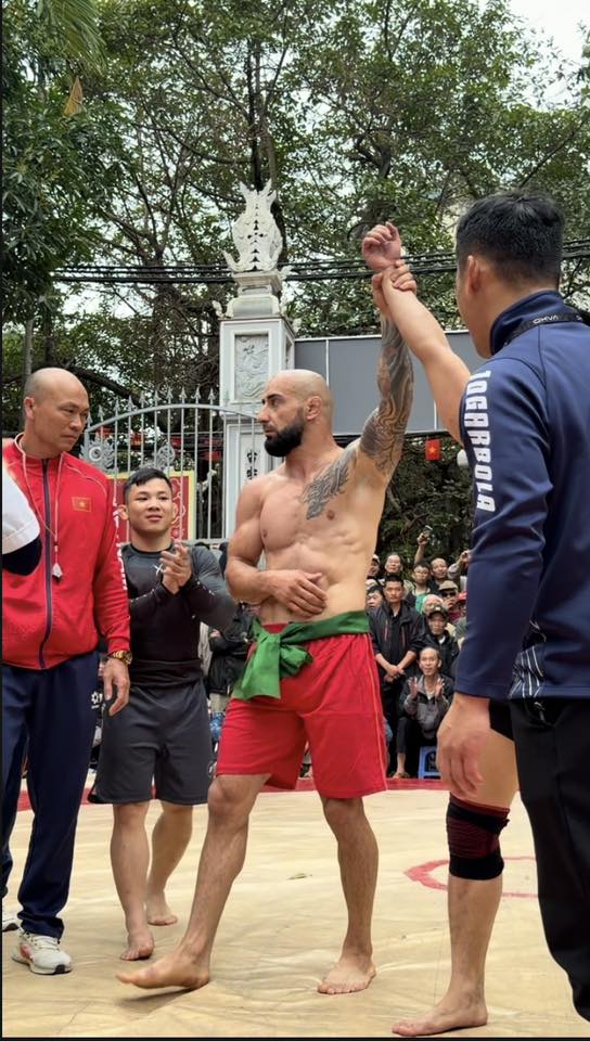 Võ sĩ Nga lên tiếng về trận thua đô vật Việt Nam, thừa nhận tình cảm của CĐV quý giá hơn huy chương - Ảnh 2.