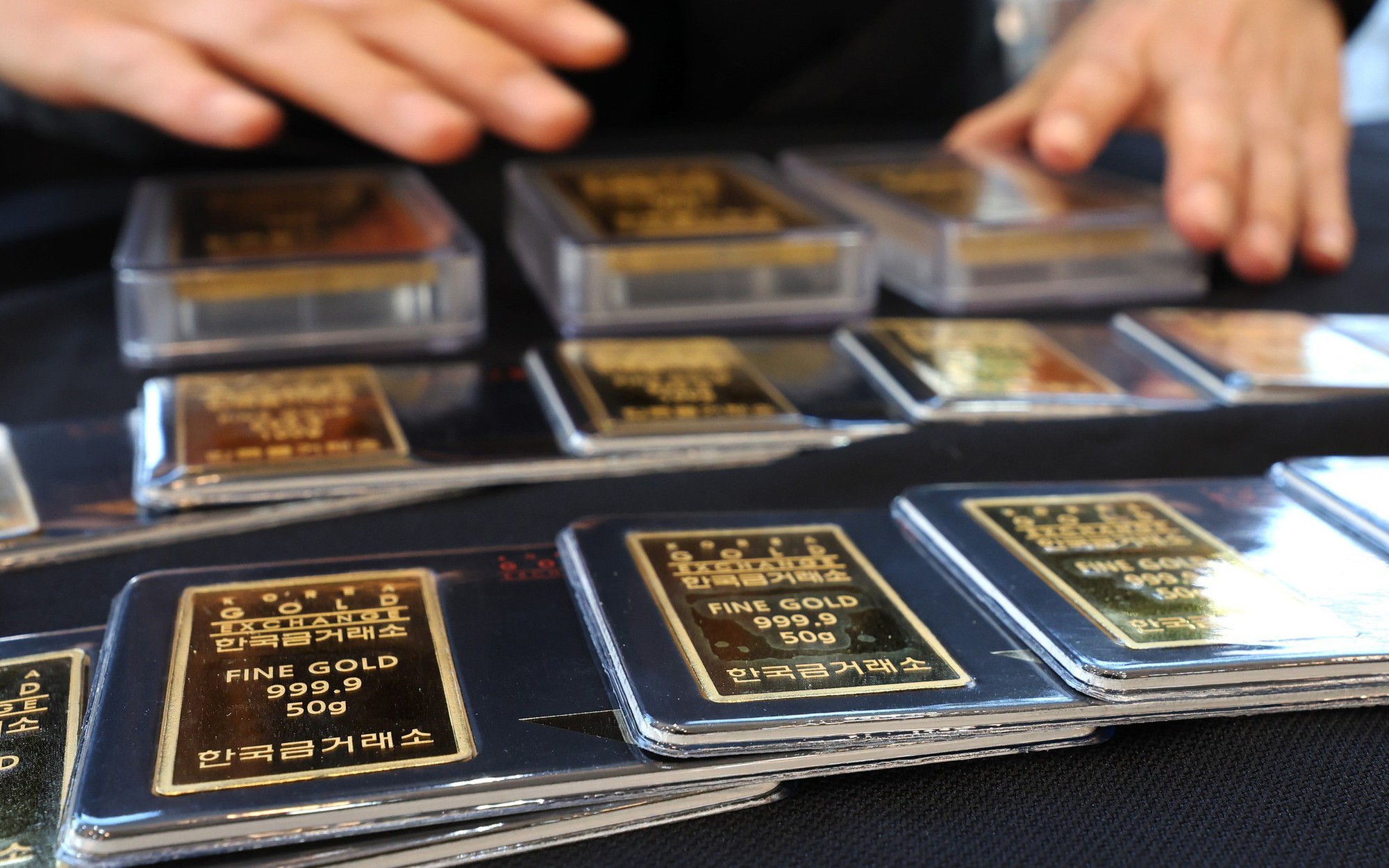 Giá vàng châu Á tăng lên mức cao nhất 3 tuần