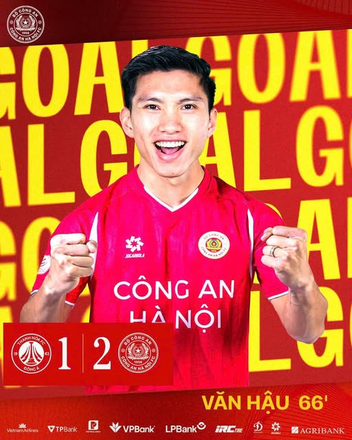 Văn Hậu lập siêu phẩm vào lưới Thanh Hóa ở V-League, khiến cộng đồng mạng ‘rần rần’ - Ảnh 1.