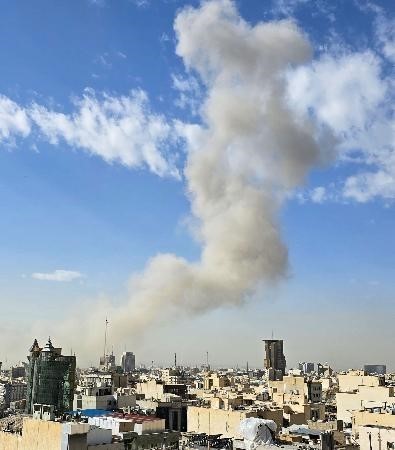 Xung đột tại Trung Đông: Trường nữ sinh tại Iran bị tấn công, 40 người thiệt mạng - Ảnh 1.