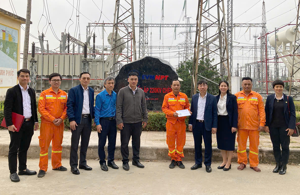Đảng bộ Tổng công ty Truyền tải điện Quốc gia giữ vững niềm tin theo Đảng - Ảnh 5. Đảng bộ Tổng công ty Truyền tải điện Quốc gia giữ vững niềm tin theo Đảng - Ảnh 5.
