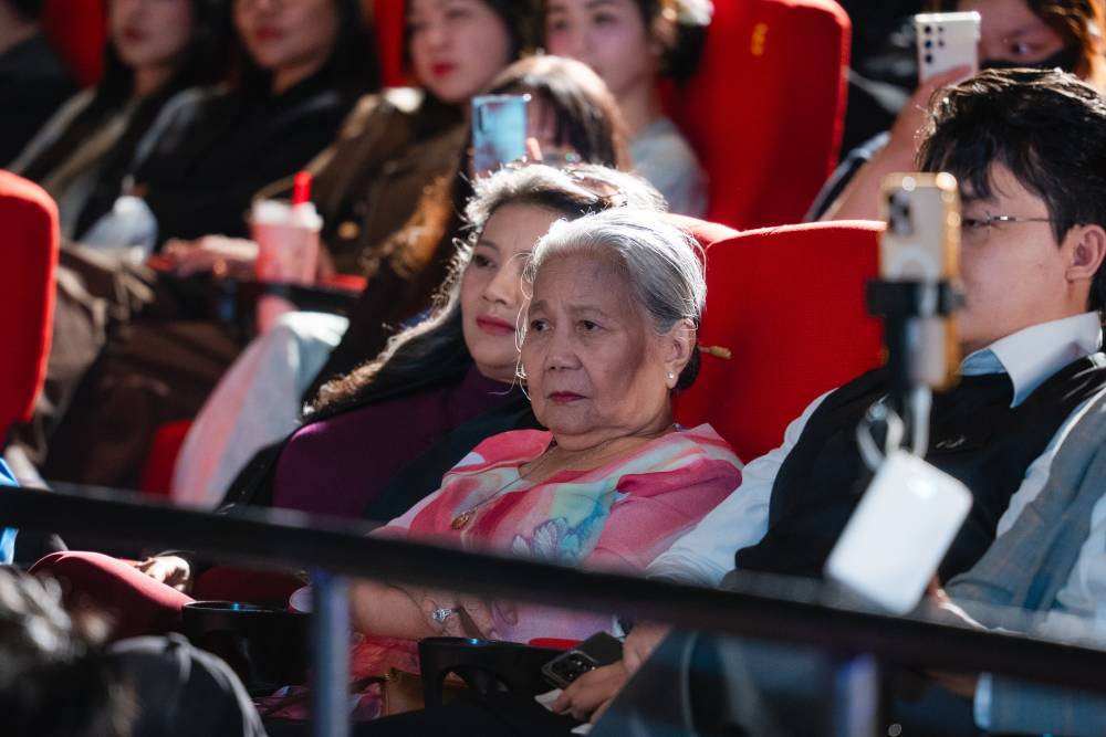 Mai Tài Phến: “Mỹ Tâm ra trường quay, tôi thấy an toàn hơn” - Ảnh 9.