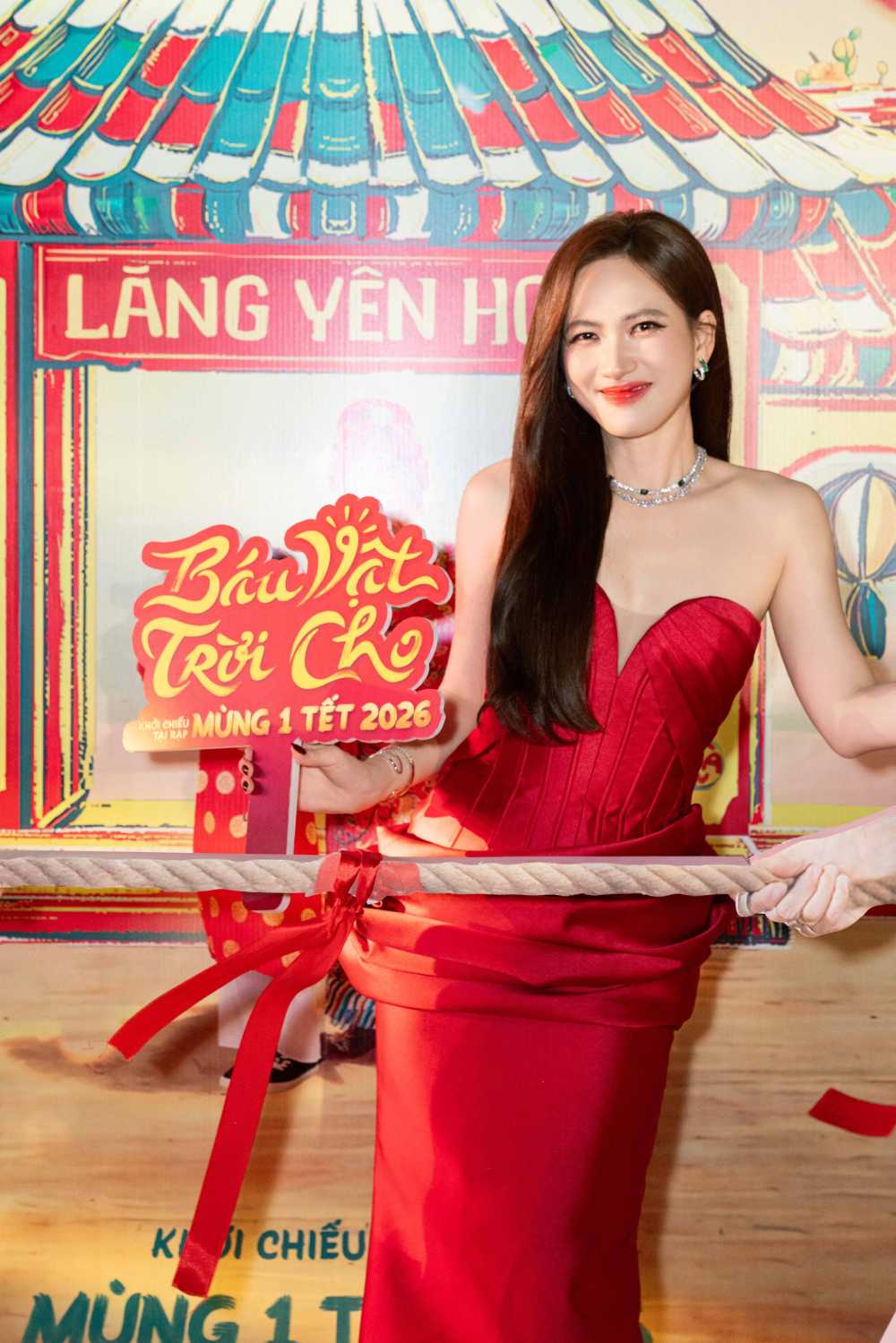 Quách Ngọc Ngoan gây thích thú trong vai ông trùm giang hồ si tình - Ảnh 4.