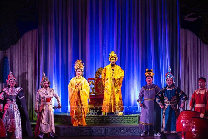 Nghị quyết 80-NQ/TW: Đưa nghệ thuật cải lương đến gần hơn với công chúng cả nước - Ảnh 2.