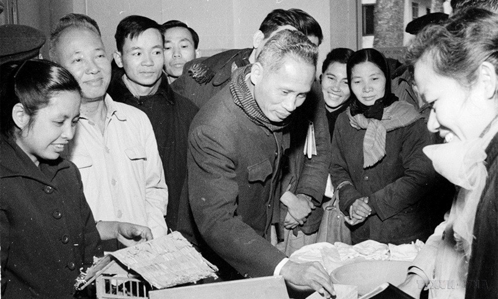 Kỷ niệm 120 năm Ngày sinh Thủ tướng Phạm Văn Đồng: Tấm gương sáng ngời về đạo đức cách mạng, tận tụy với nhân dân - Ảnh 4.