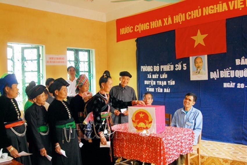 Bầu cử Quốc hội và HĐND: Cuộc bầu cử Quốc hội khóa XII và Dấu ấn nhiệm kỳ (2007-2011) - Ảnh 4.