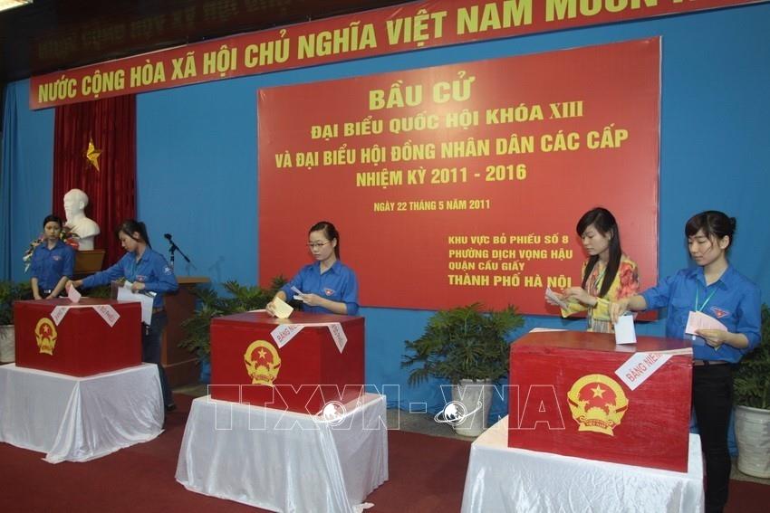 Bầu cử Quốc hội và HĐND: Cuộc bầu cử Quốc hội khóa XIII và Dấu ấn nhiệm kỳ (2011-2016) - Ảnh 2.