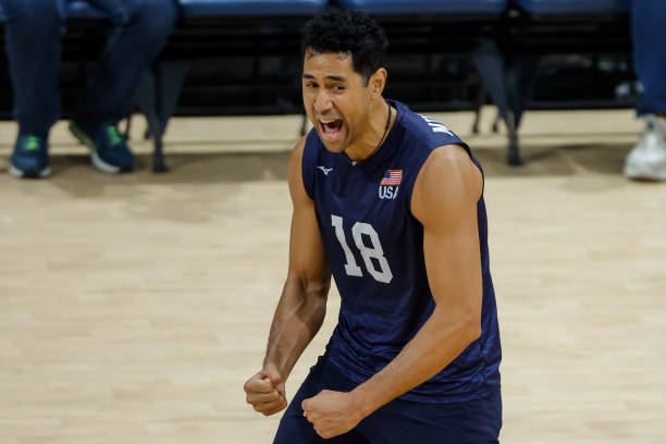 Sanest Khánh Hòa chiêu mộ chủ công người Mỹ Garrett Muagututia