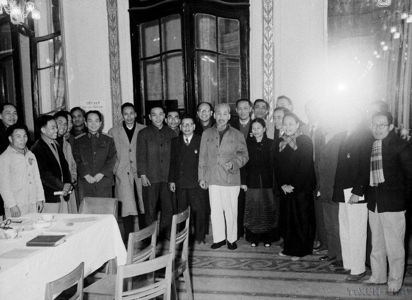 Bầu cử Quốc hội và HĐND: Cuộc bầu cử Quốc hội khóa I và Dấu ấn nhiệm kỳ (1946-1960) - Ảnh 1.