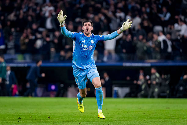 Thủ thành Thibaut Courtois vừa tạo nên cột mốc đáng nhớ trong lịch sử UEFA Champions League sau chiến thắng 3-0 của Real Madrid trước Manchester City ở vòng 1/8.