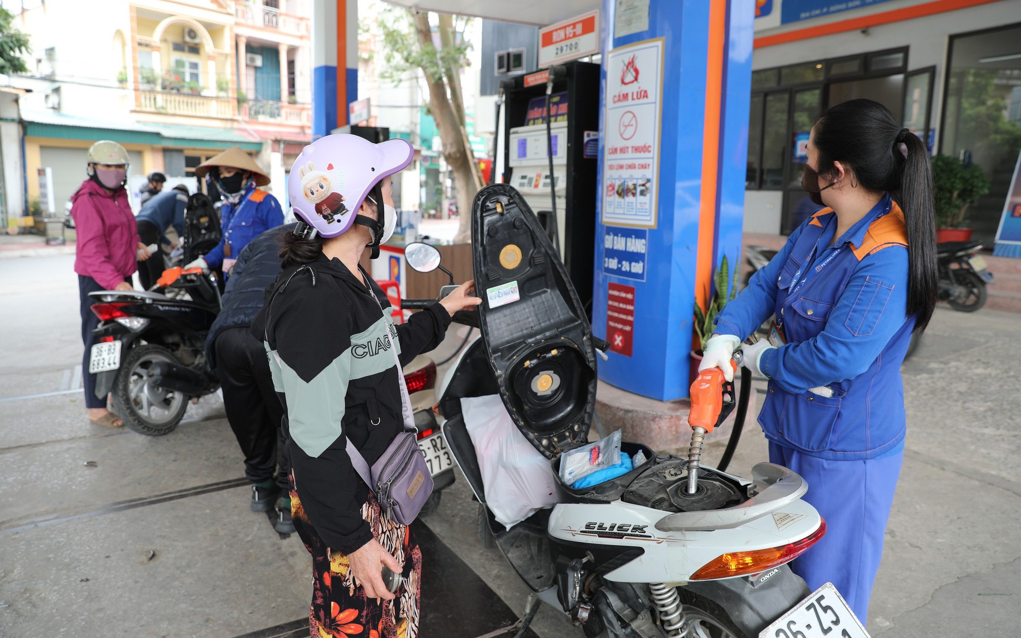 Hà Nội: Nguồn cung xăng dầu tiếp tục cải thiện, thị trường cơ bản ổn định