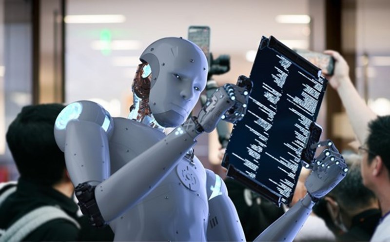 Trí tuệ nhân tạo: AI làm lung lay ước mơ làm nghề sáng tạo của giới trẻ Pháp - Ảnh 1.