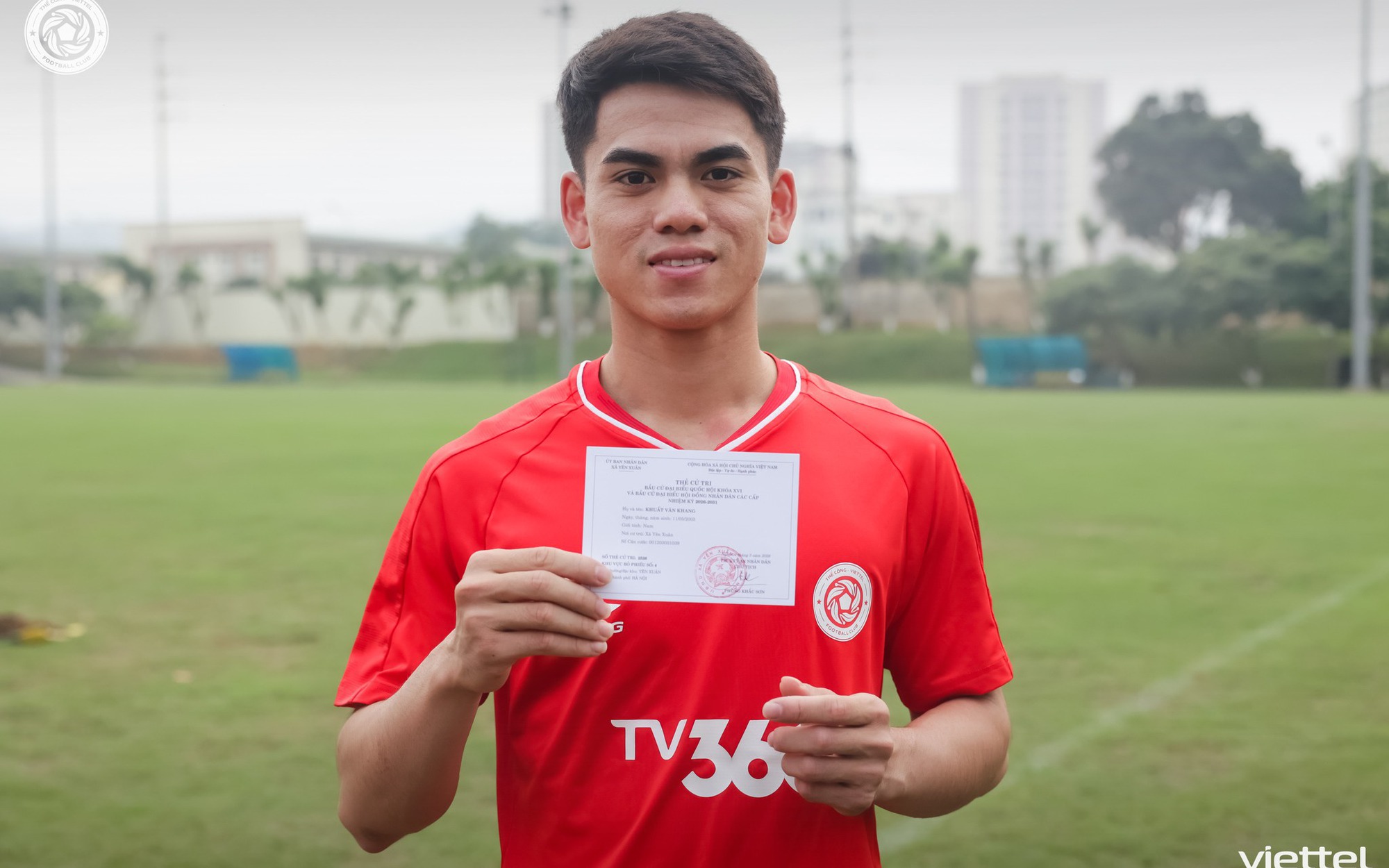 45 cầu thủ Thể Công Viettel sẵn sàng cho hoạt động bầu cử ngày 15/3