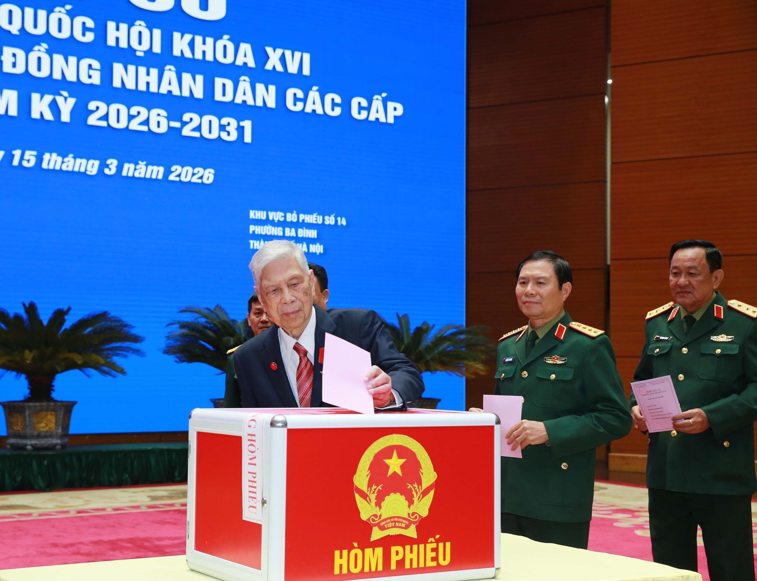 CẬP NHẬT: Rộn ràng “Ngày hội non sông” nơi địa đầu Tổ quốc - Ảnh 23.