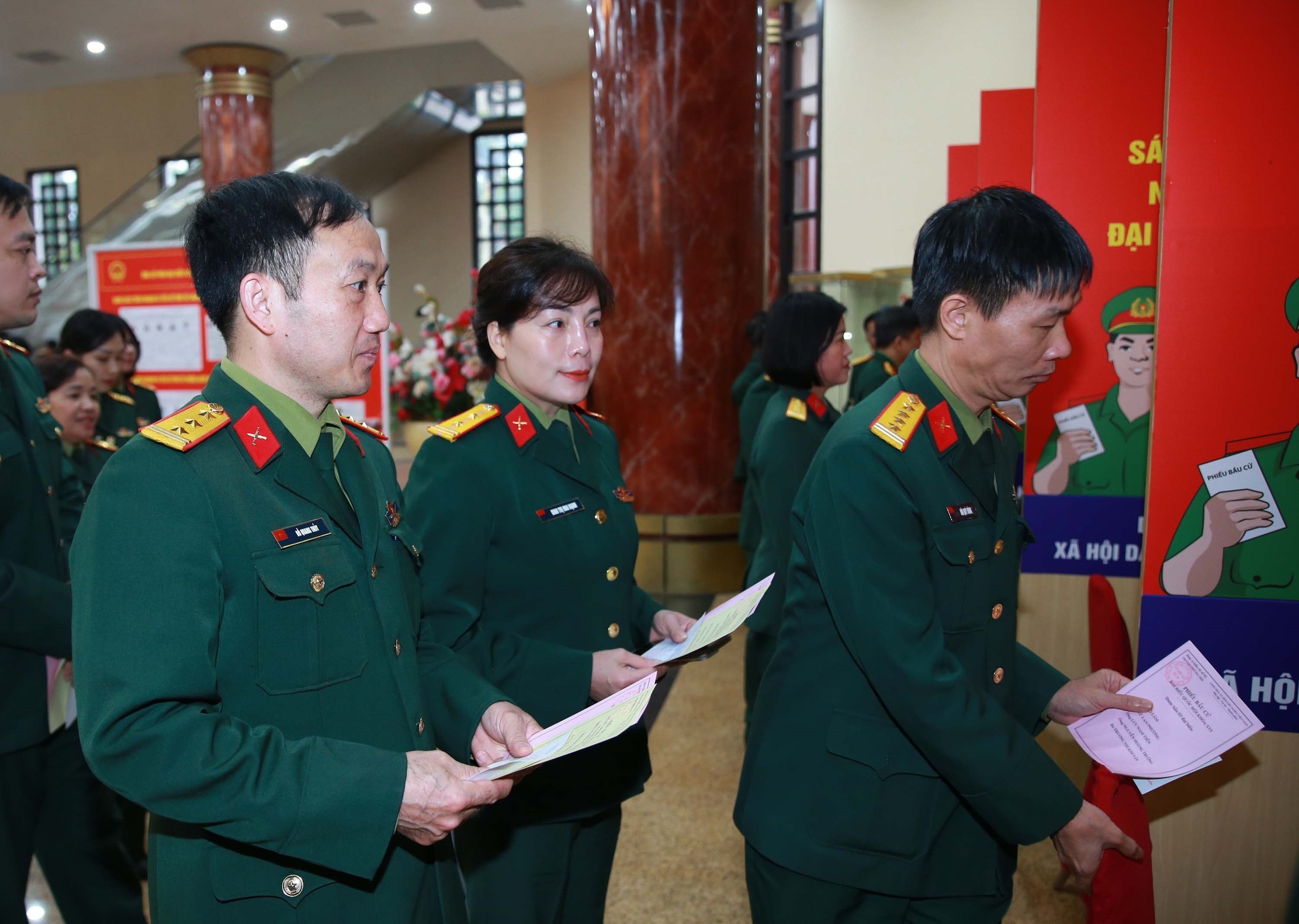 CẬP NHẬT: Rộn ràng “Ngày hội non sông” nơi địa đầu Tổ quốc - Ảnh 18.