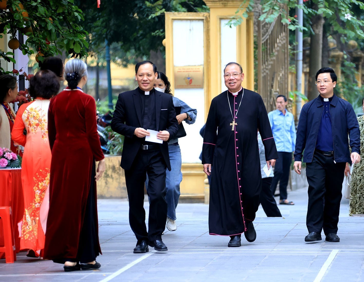 CẬP NHẬT: Sinh viên Trường Đại học Sư phạm Hà Nội hăng hái đi bầu cử - Ảnh 20.