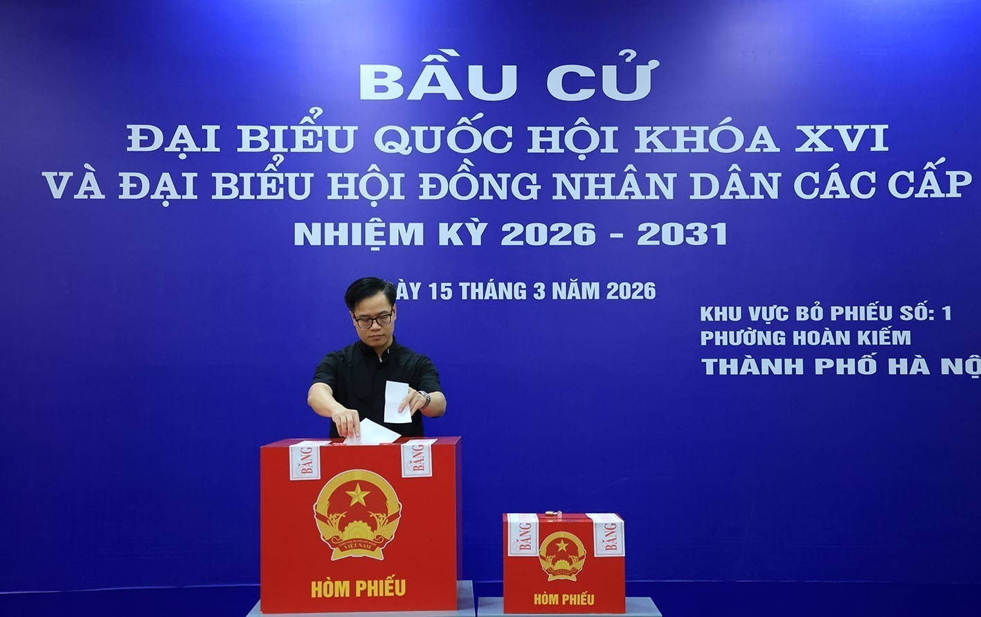 CẬP NHẬT: Sinh viên Trường Đại học Sư phạm Hà Nội hăng hái đi bầu cử - Ảnh 25.