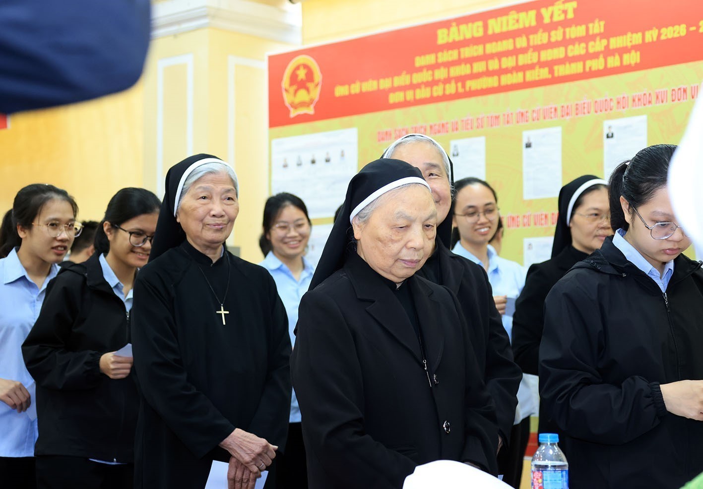 CẬP NHẬT: Sinh viên Trường Đại học Sư phạm Hà Nội hăng hái đi bầu cử - Ảnh 21.