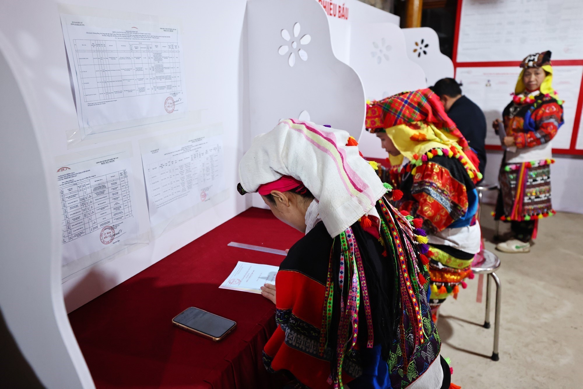 CẬP NHẬT: Rộn ràng “Ngày hội non sông” nơi địa đầu Tổ quốc - Ảnh 6.