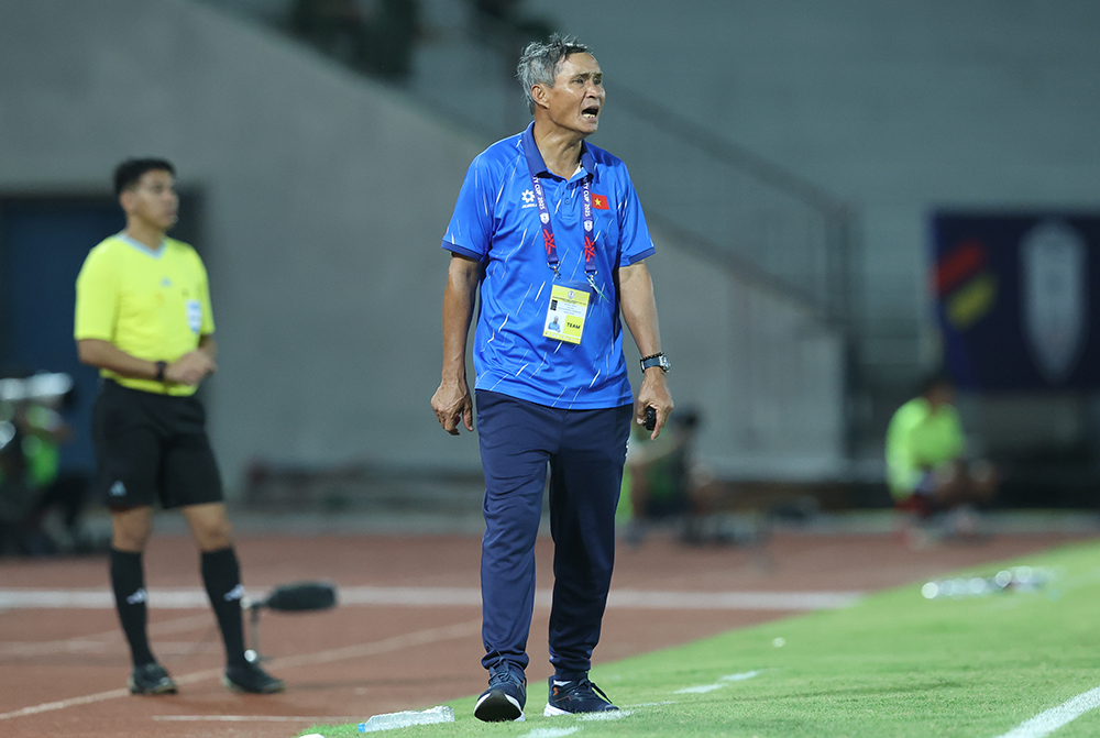Tiêu điểm: Khoảng trống sau HLV Mai Đức Chung  - Ảnh 1.