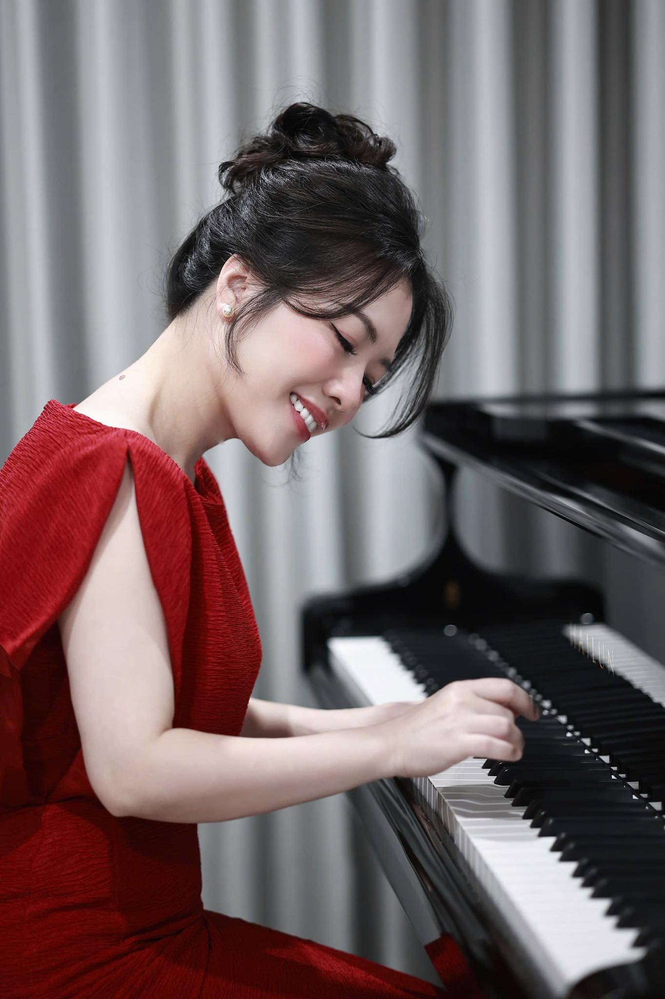 Nghệ sĩ Nguyễn Lệ Thuyên Hà: Khi định mệnh được viết bằng đôi bàn tay không lợi thế - Ảnh 10.