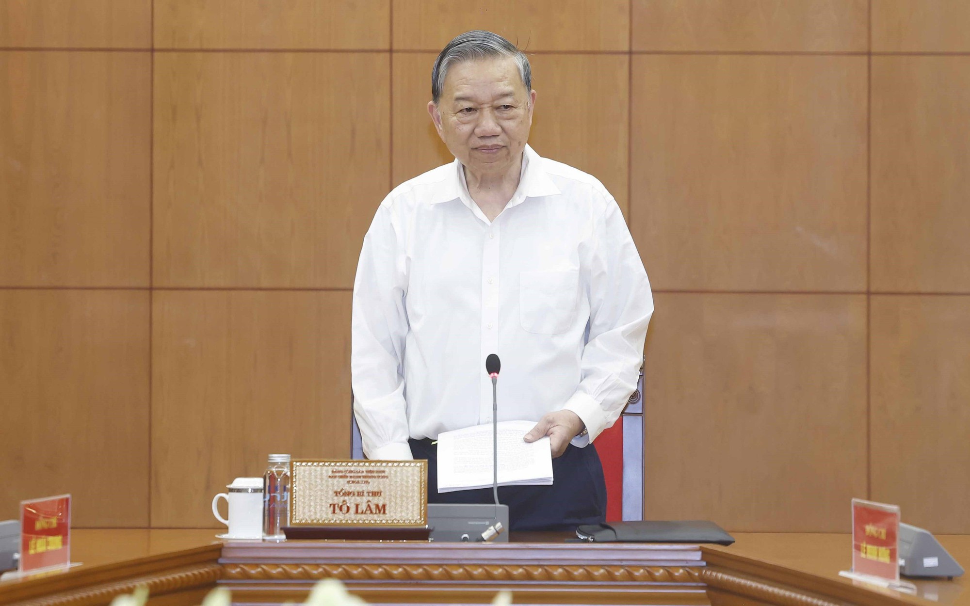 Tổng Bí thư Tô Lâm: Cần có chiến lược cụ thể nhằm tái cơ cấu nền kinh tế