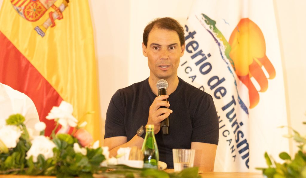 Rafael Nadal tham gia vào 'cơn sốt' pickleball - Ảnh 1. Rafael Nadal tham gia vào 'cơn sốt' pickleball - Ảnh 1.