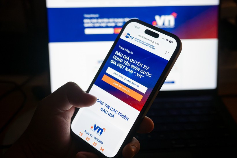 Tên miền quốc gia “.vn” được đấu giá gấp hơn 20 lần giá khởi điểm trong ngày đầu tiên - Ảnh 1.