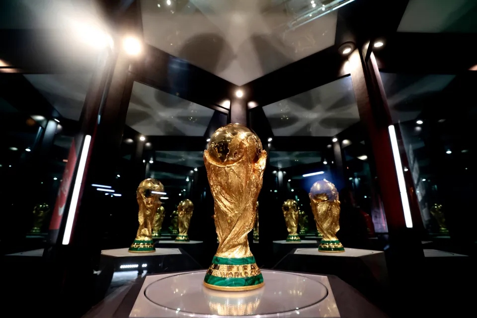 FIFA đối mặt vấn đề nghiêm trọng ở World Cup sau căng thẳng ở Trung Đông - Ảnh 1. FIFA đối mặt vấn đề nghiêm trọng ở World Cup sau căng thẳng ở Trung Đông - Ảnh 1.