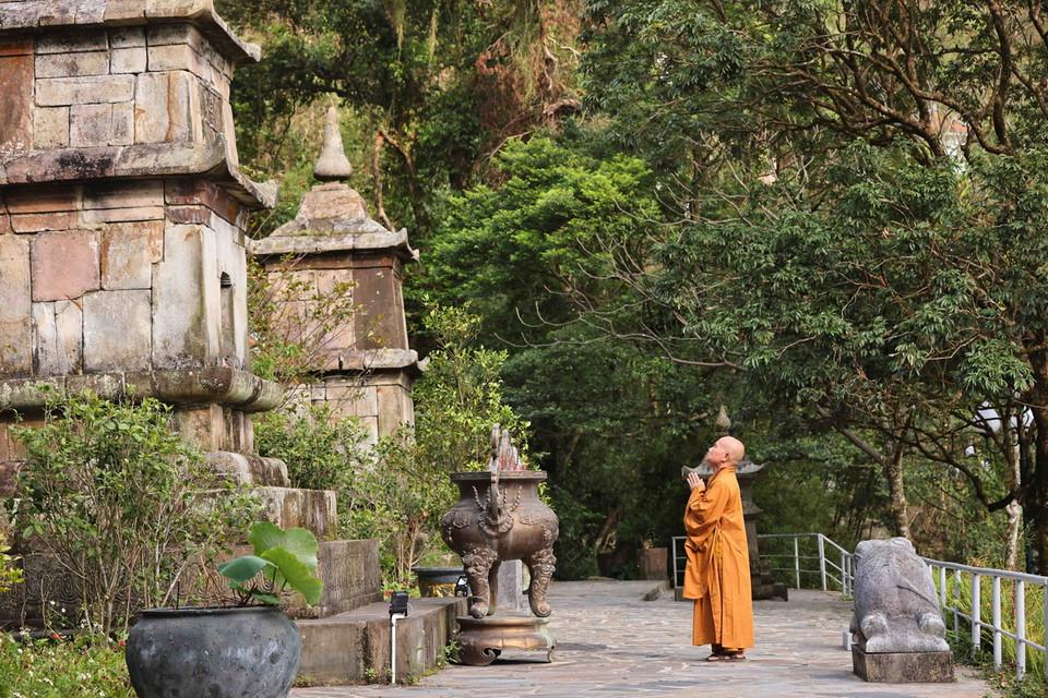 Du hội xuân Ngọa Vân 2026: Hành trình "tiếp lửa" cội nguồn của nhiều thế hệ - Ảnh 1. Du hội xuân Ngọa Vân 2026: Hành trình "tiếp lửa" cội nguồn của nhiều thế hệ - Ảnh 1.
