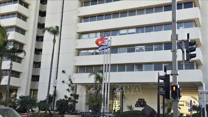 Cuộc sống của người Việt tại Israel dần ổn định trở lại sau 3 tuần xung đột tại Trung Đông - Ảnh 1.