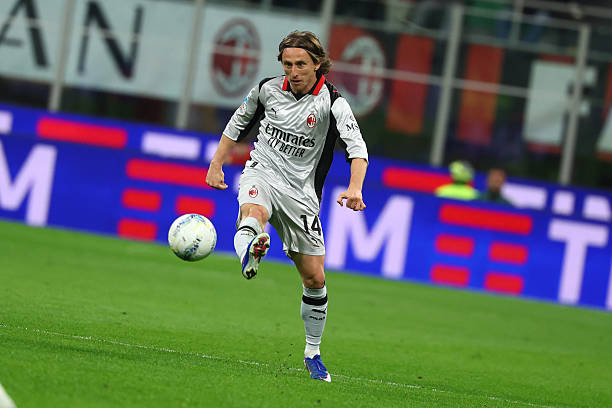 Tiền vệ Luka Modric tiếp tục khẳng định sự bền bỉ đáng kinh ngạc khi chạm cột mốc 550 lần ra sân tại 5 giải VĐQG hàng đầu châu Âu sau khi góp mặt trong chiến thắng 3-2 của AC Milan trước Torino ở vòng 30 Serie A