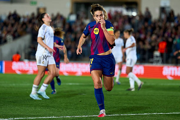 Barca hủy diệt Real Madrid ở tứ kết Champions League nữ