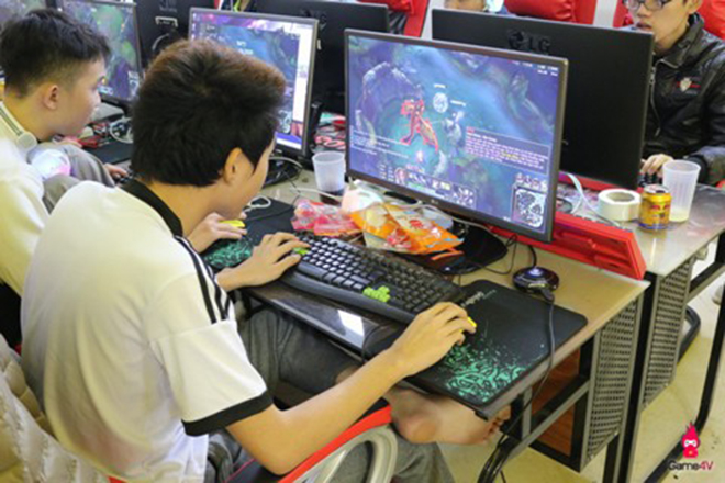 Đừng để internet, trò chơi điện tử đánh cắp tuổi thơ của trẻ - Ảnh 4.