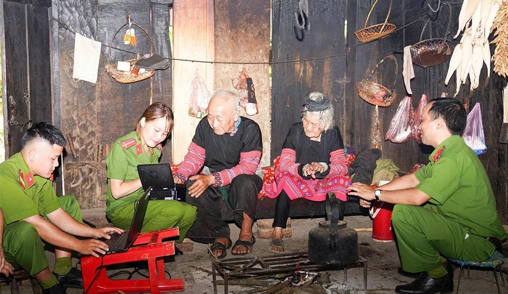 Lan tỏa "Bình dân học vụ số", thu hẹp khoảng cách số - Ảnh 3.