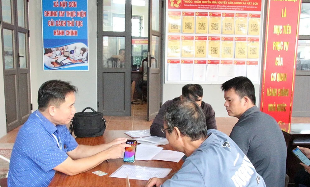 Lan tỏa "Bình dân học vụ số", thu hẹp khoảng cách số - Ảnh 1.