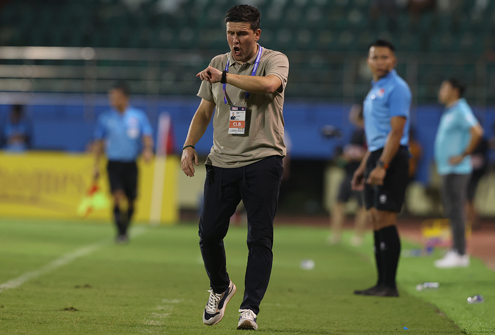 “Bão thay tướng” càn quét V-League  - Ảnh 1.