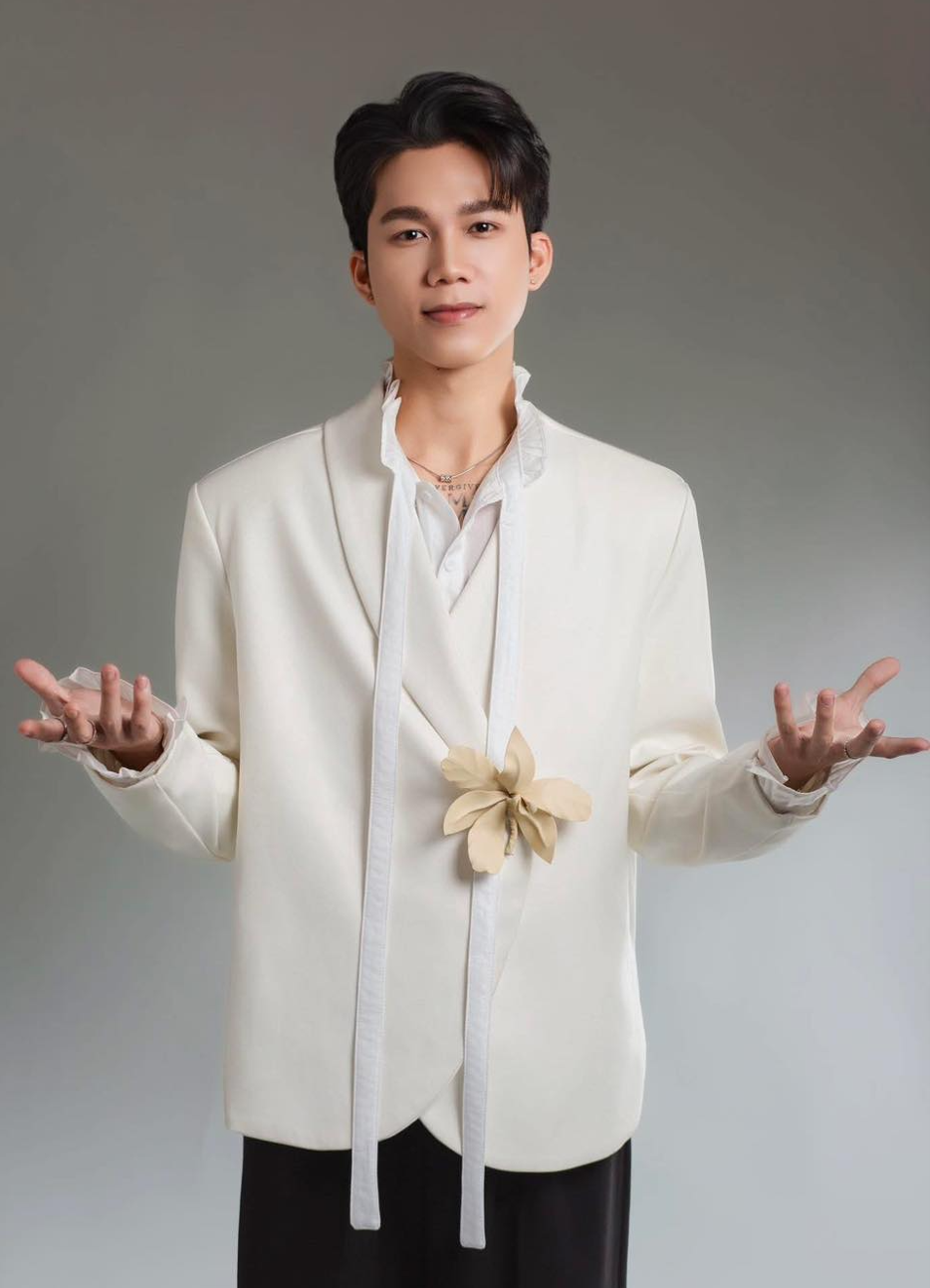 Ca sĩ Thành Đạt: Có duyên, nhưng vẫn cần thêm duyên! - Ảnh 1.