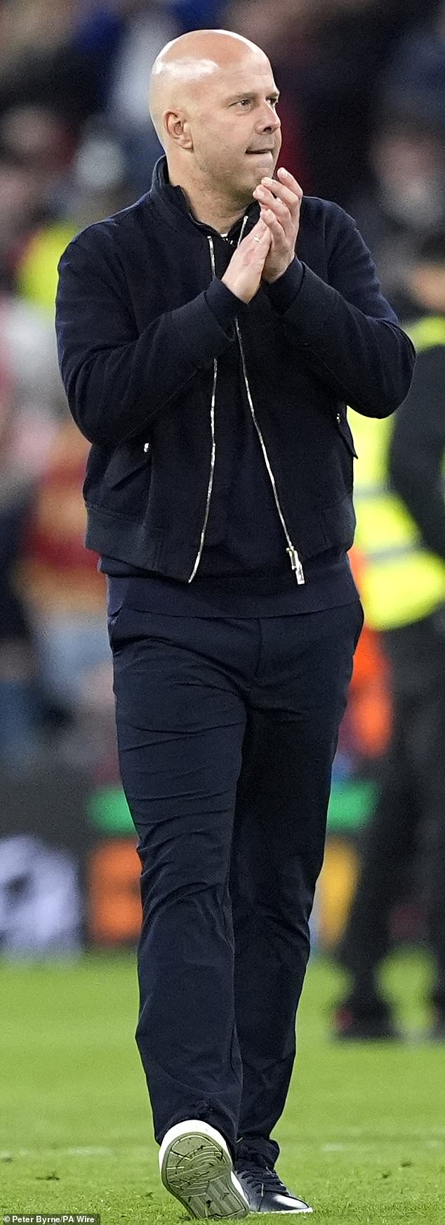 Pep Guardiola là HLV mặc đẹp nhất Ngoại hạng Anh, Arteta xếp sau - Ảnh 4. Pep Guardiola là HLV mặc đẹp nhất Ngoại hạng Anh, Arteta xếp sau - Ảnh 4.