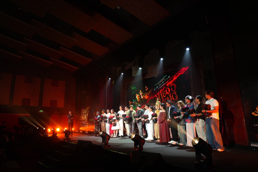 Đạo diễn “Heo 5 móng”: “Cái ác nằm ở con người, không phải từ quỷ dữ” - Ảnh 1.