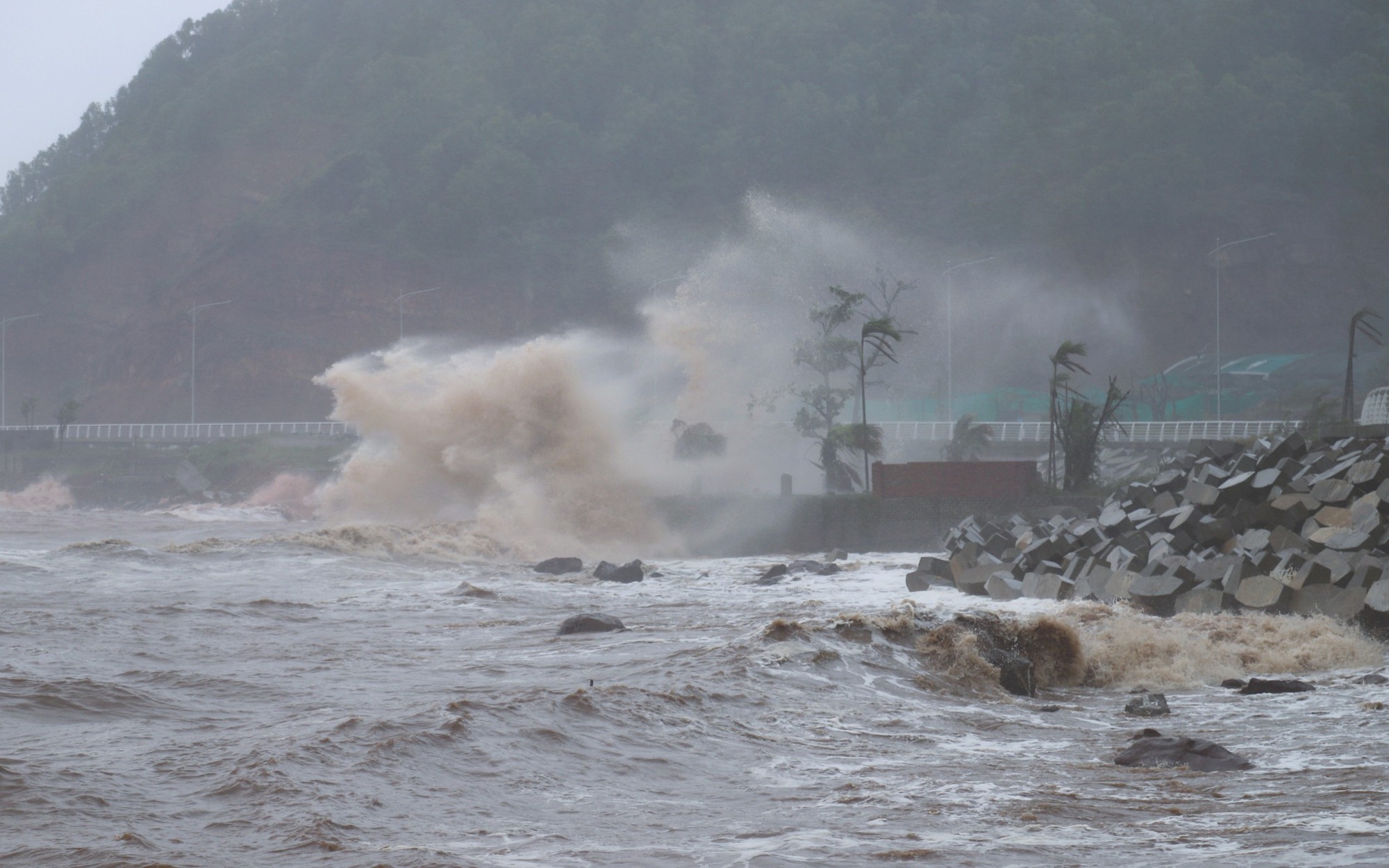 Dự báo thời tiết ngày 6/3: Gió Đông Bắc hoạt động mạnh, nhiều vùng biển động