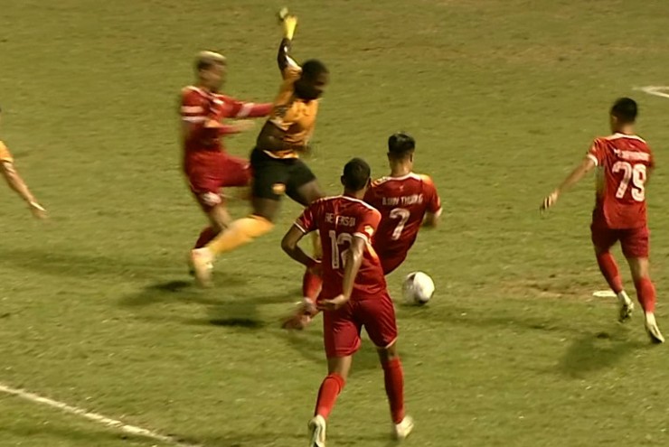 Thanh Hóa có bị thua oan trước Hà Tĩnh vì VAR? - Ảnh 1.