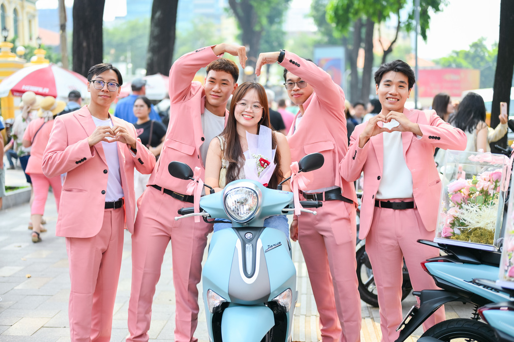 8/3 là khi phụ nữ được lựa chọn những điều tốt đẹp nhất - Ảnh 3.