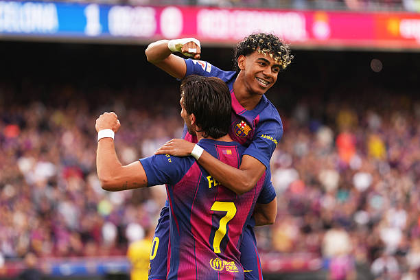 Barca thắng Espanyol 4-1, bỏ cách Real Madrid 9 điểm trong cuộc đua vô địch La Liga Barca thắng Espanyol 4-1, bỏ cách Real Madrid 9 điểm trong cuộc đua vô địch La Liga