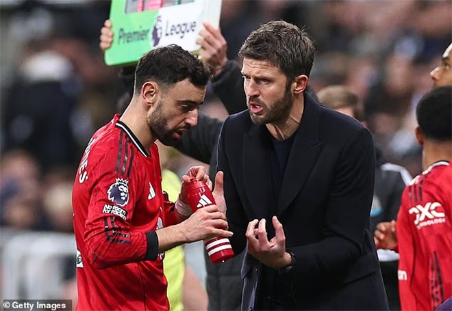 MU thay da đổi thịt dưới thời Carrick: Bruno Fernandes nói ra điều khiến tất cả bất ngờ - Ảnh 2. MU thay da đổi thịt dưới thời Carrick: Bruno Fernandes nói ra điều khiến tất cả bất ngờ - Ảnh 2.