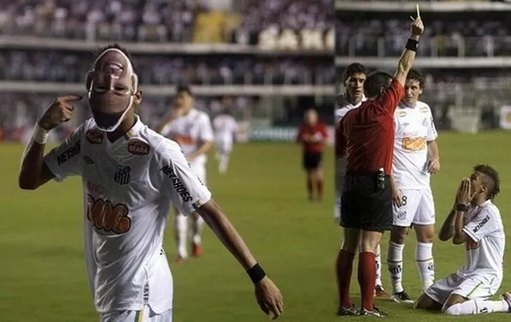 Chiếc thẻ đỏ của Lisandro Martinez & những pha đuổi người hy hữu nhất lịch sử - Ảnh 9.