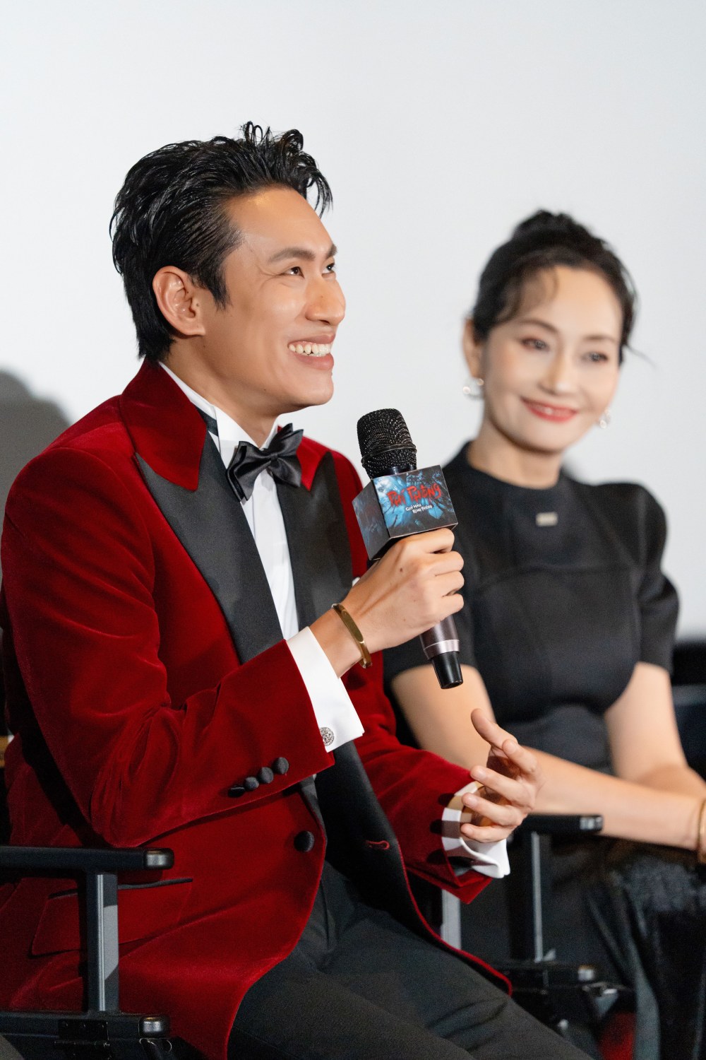 Ê-kíp phim “Phí Phông” kể chuyện sao nhí Thái Lan xin mẹ đóng cảnh tâm linh - Ảnh 5.