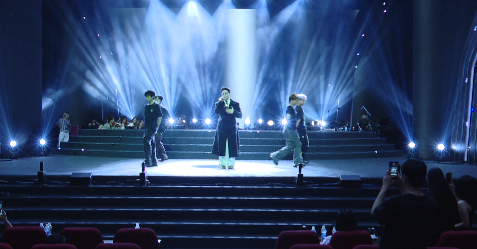 Trước giờ G Cống hiến 2026: Sân khấu nóng lên từ những giờ tập luyện - Ảnh 1.