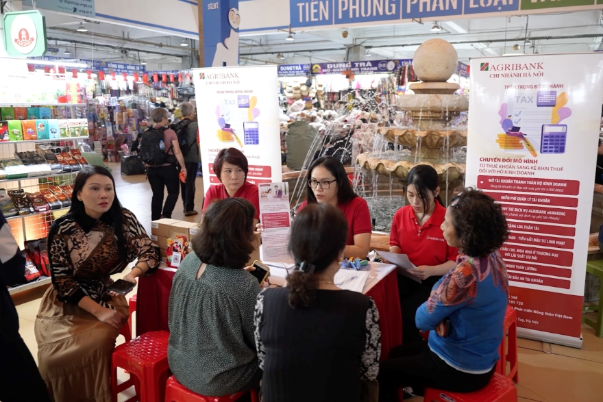 Agribank đồng hành cùng hộ kinh doanh: Kê khai thuế dễ dàng – Chuyển đổi doanh nghiệp vững vàng - Ảnh 4.