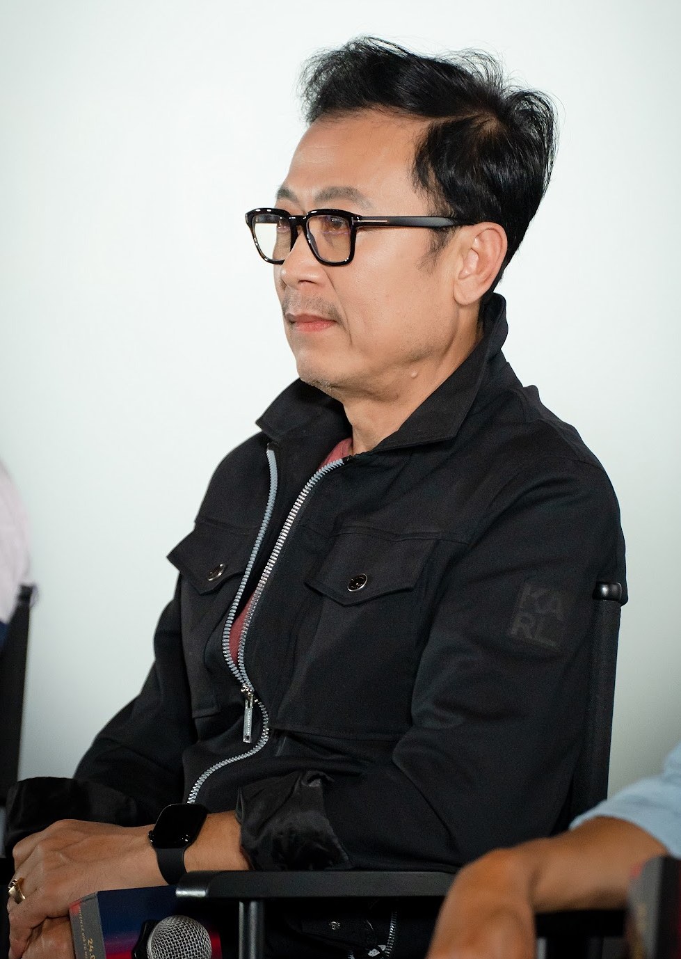 “Đại tiệc trăng máu 8” có cảnh mở đầu hay hơn phim gốc Nhật Bản - Ảnh 3.